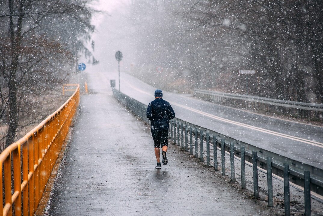 guy, the path, nature, street, trees, forest, arm, asphalt, the fog, scenery, a snowstorm, gloomily, foggy, running, sport, jogging, athletics, exercises, athlete, active, runner, conditions