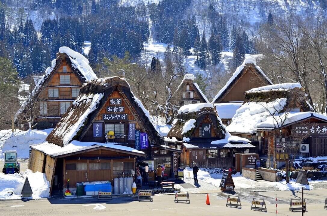 Days 6–7: Shirakawa-go + Takayama (2 nights in Takayama)