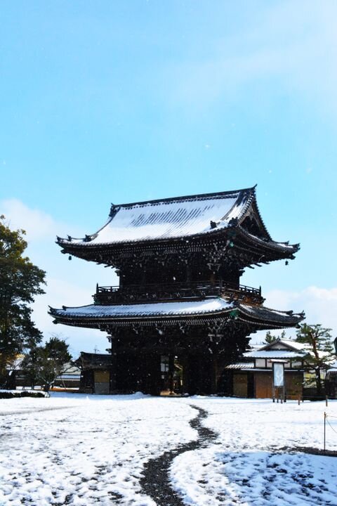 Days 7–8: Kakunodate & Nyuto Onsen (2 nights)