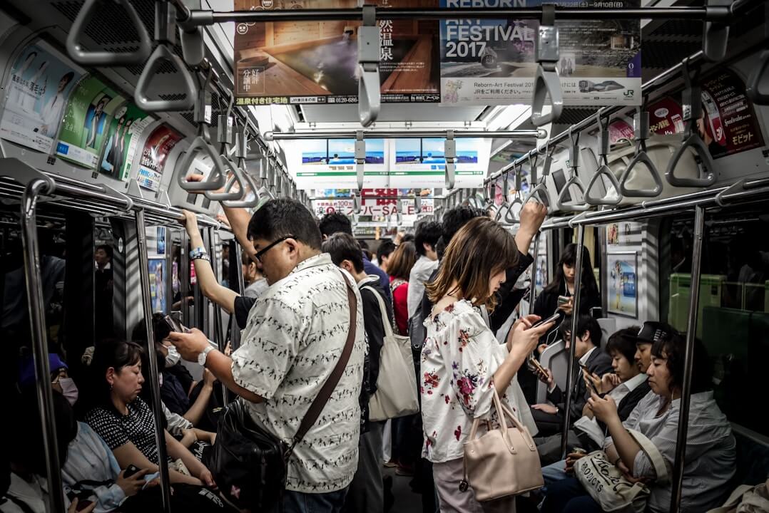Eating Etiquette on Local and Commuter Trains in Japan