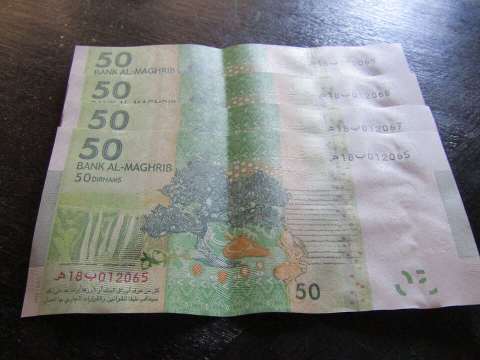 How to Declare Cash at Japanese Customs