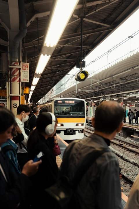The Complete Guide to Eating on Trains in Japan: Rules, Etiquette, and Tips