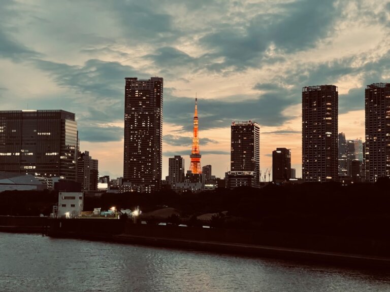Can You Move to Japan Without a Degree? A Guide